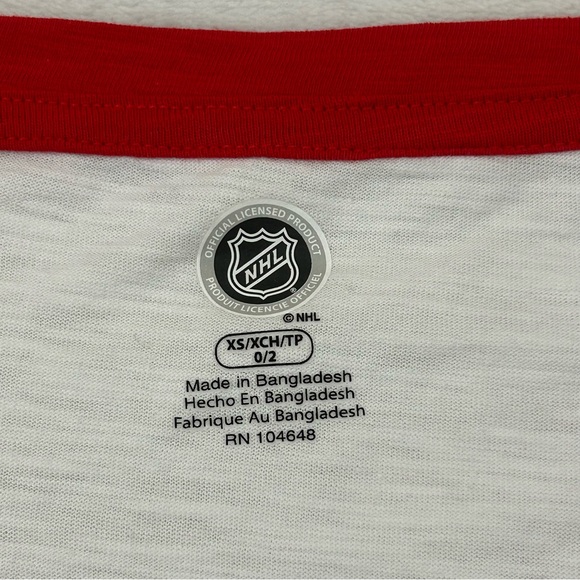 New Jersey Devils NHL Hockey Club White & Red Long Sleeve Shirt Women’s XS - Picture 3 of 8